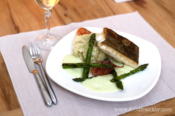 Hake and asparagus